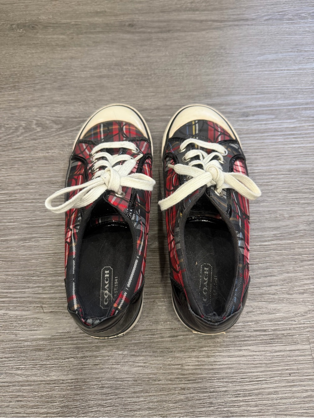 Coach Red Plaid Low-Top Sneakers with White Accents Size 7.5 - Picture 4 of 5